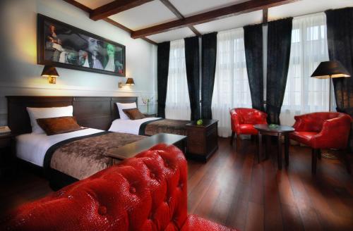 Holland Haus Residence