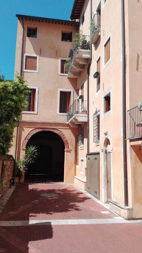 Mini Contrà San Pietro