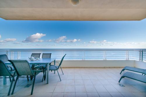 Seafront Apartment Sliema