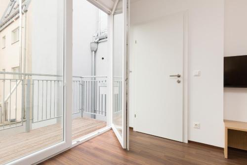 Dmg Apartments Hotel