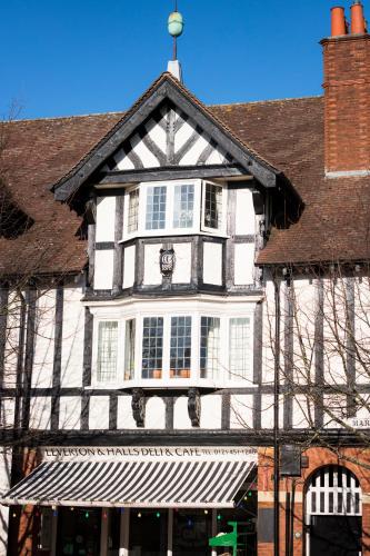 Leverton & Halls