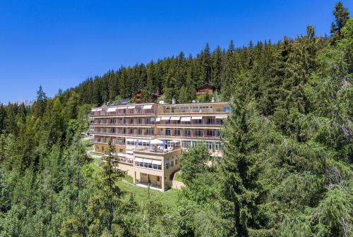 Crans-Montana Youth Hostel «Bella Lui»