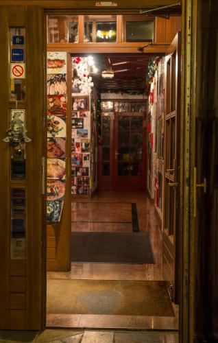 Krona Hotel - Domzale