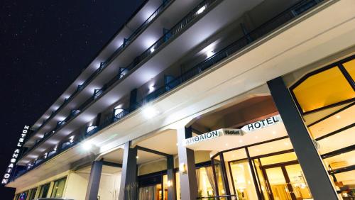 Litheon Hotel