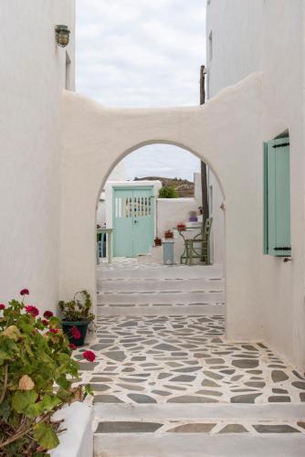 Thalassitra Village Hotel