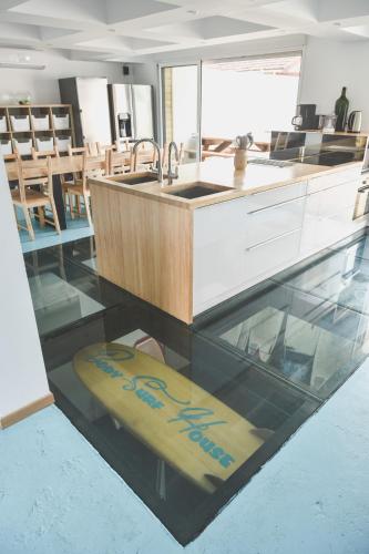 Bodysurf House