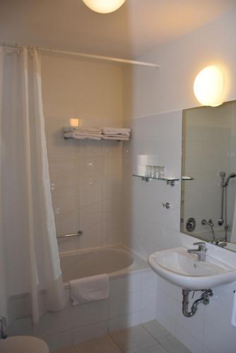 Aparthotel Austria Suites