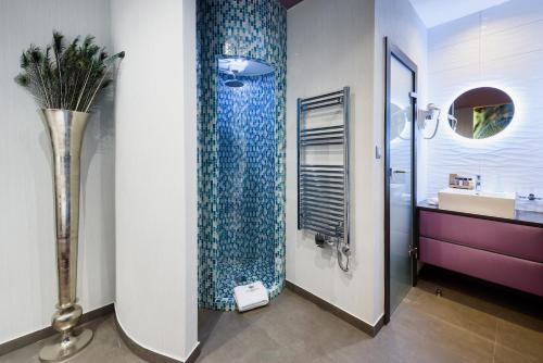 RQ Boutique & Unique Hotel