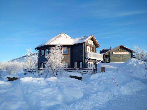 ArcticPolar Holiday Village