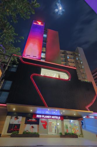 Red Planet Binondo