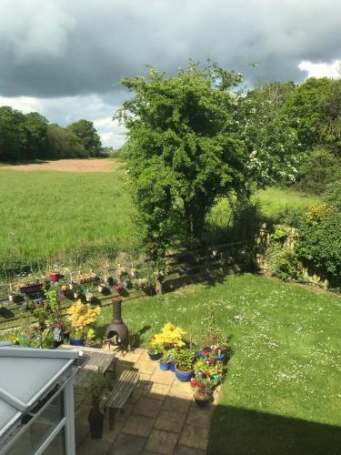 Highbury House, Warm and Welcoming