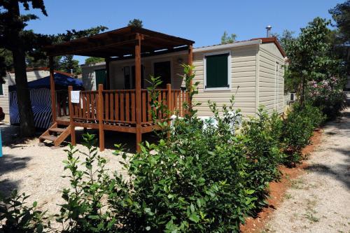 Zaton Holiday Resort Mobile Homes