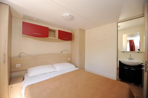 Zaton Holiday Resort Mobile Homes