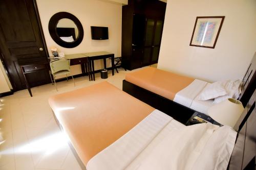 Hotel Tavern