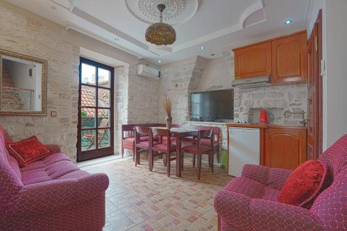 Apartments Wine House Old Town