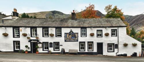The Horse And Farrier Inn