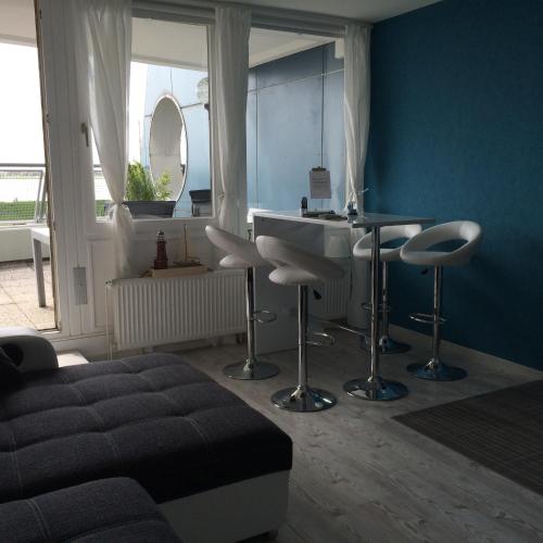 HavenBlicke - großzügige Terrasse mit Blick auf die Weser