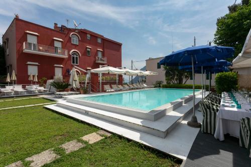Hotel Palatium Mari