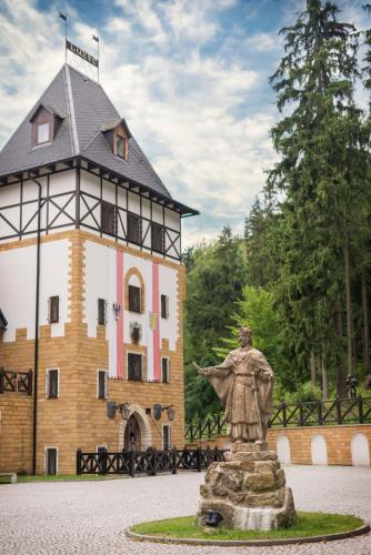 SPA Hotel Zámek Luzec