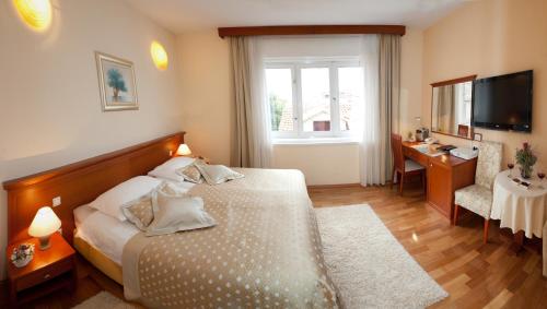 Royal Suites