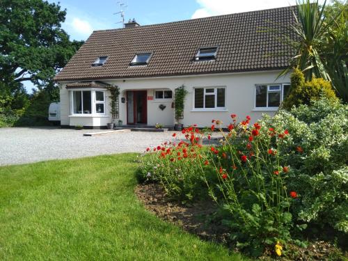 Twin Oaks B&B