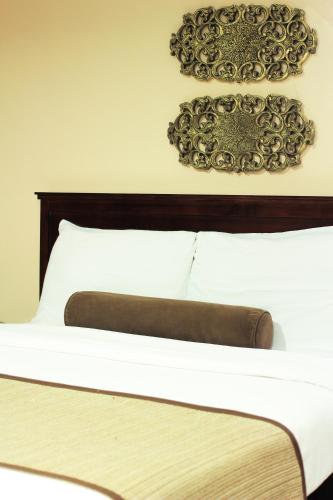 Crosswinds Resort Suites