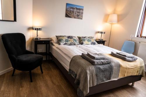 Black Beach Guesthouse