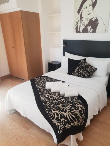 Studios 2 Let Serviced Apartments