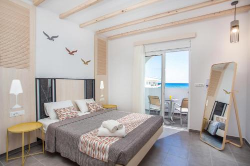Alexander Studios & Suites