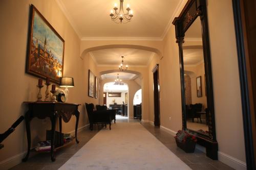 Artisans Boutique Villa