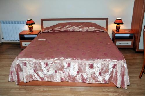 Flora Apartments by Tour Express Service