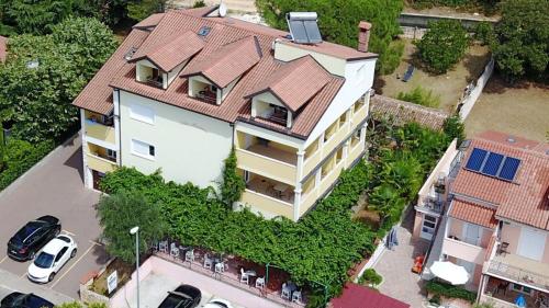 Villa Monsena