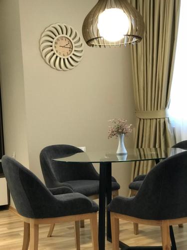 Hotel Deluxe