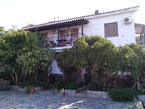 Stelios Studios