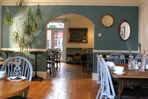 Telstar Guest House Exeter