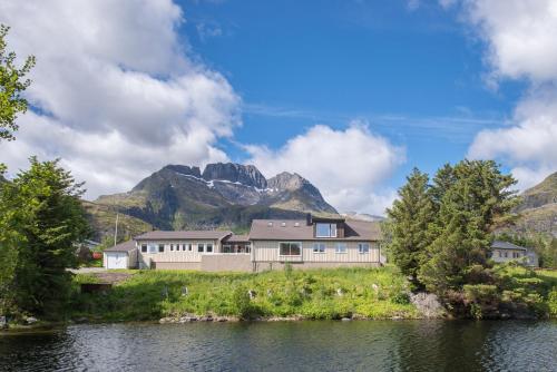 Lofoten Planet Basecamp
