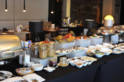 Velvet Hotel & Restaurant