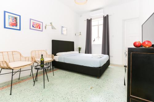 House Of Pomegranates