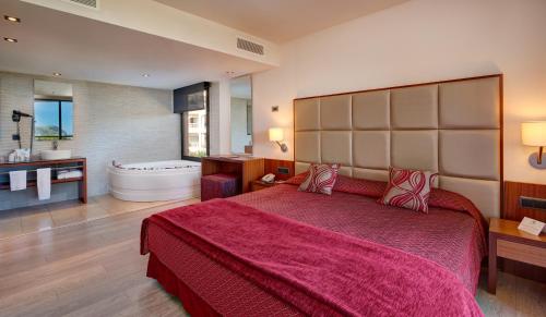 Protur Turó Pins Hotel