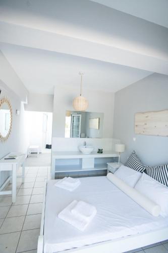 Akra Morea Hotel & Residences