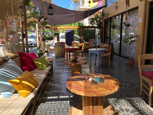 Rhodes Backpackers Boutique Hostel