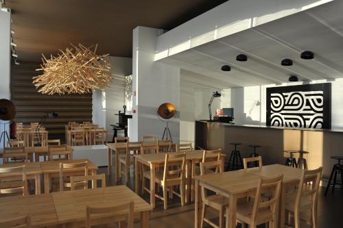 Basic Braga by AXIS