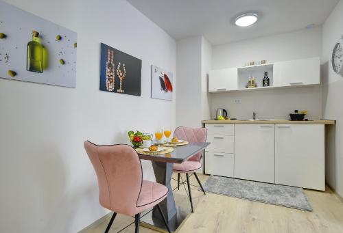 D&A Amphitheatre Apartments