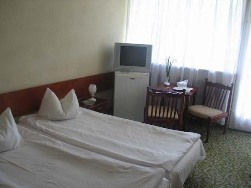 Agora Hotel