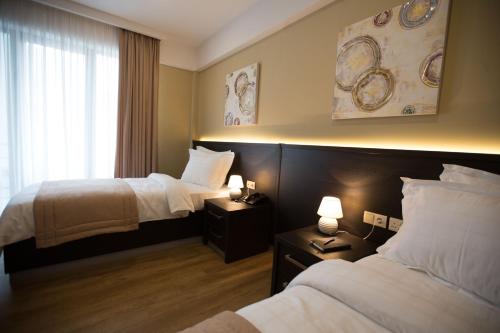 Sephia Hotel