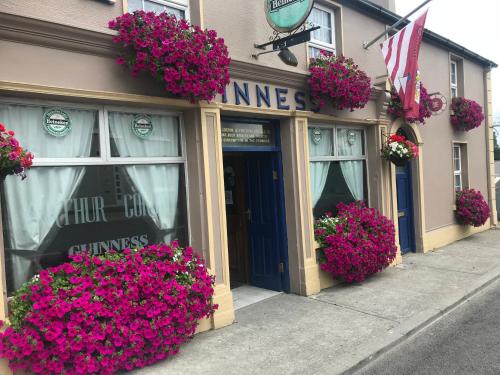 Gordon’s Bar And Guesthouse