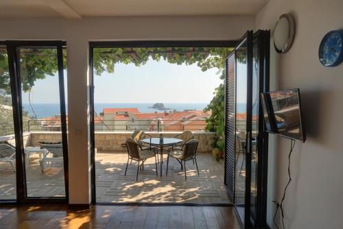 Apartments Minja