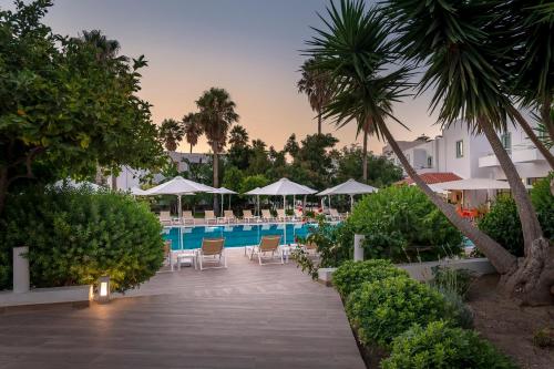 Alexandra Beach Hotel