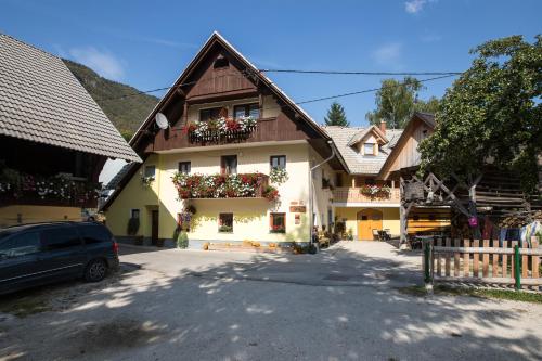 Farmhouse Pri Miklavu
