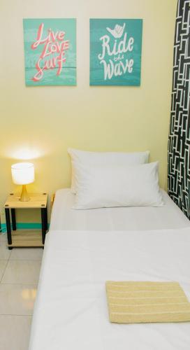 Nomads MNL Backpackers Homestay - near Airport